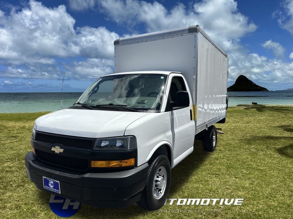 2019 Chevrolet Express Chassis 3500 139 Cutaway RWD