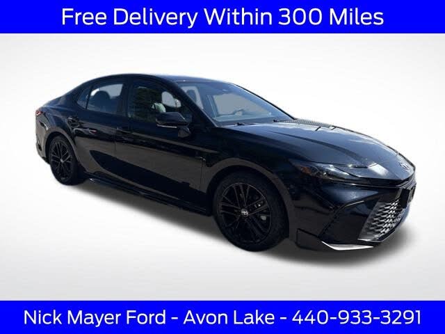 2025 Toyota Camry SE FWD