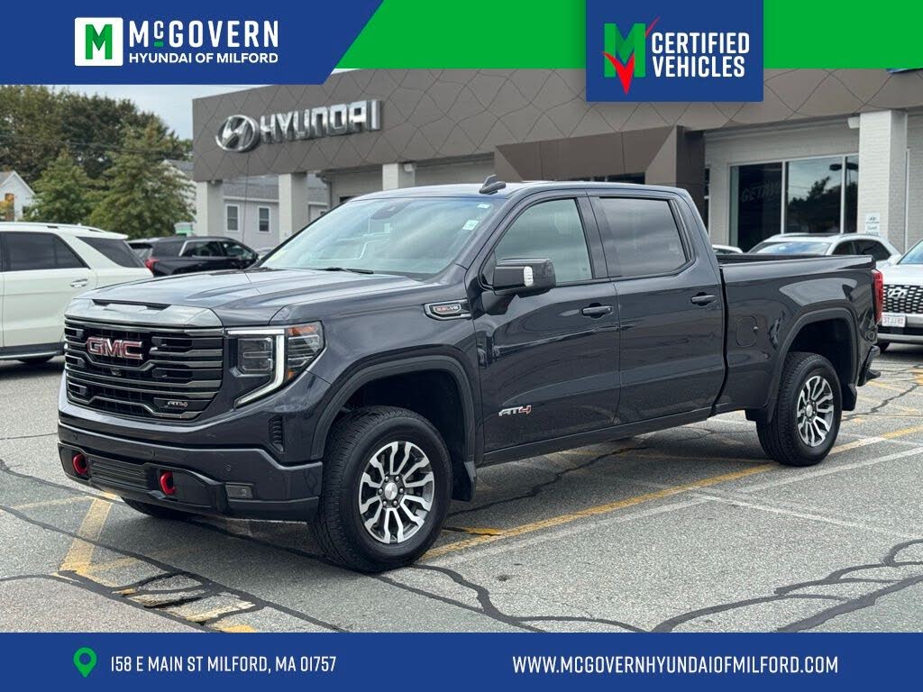 2023 GMC Sierra 1500 AT4 Crew Cab 4WD