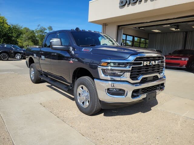 2026 RAM 2500 Tradesman Crew Cab 4WD