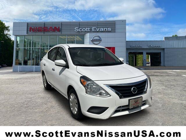2019 Nissan Versa SV FWD