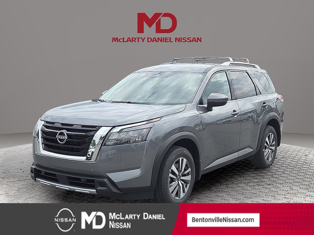 2025 Nissan Pathfinder SL 4WD