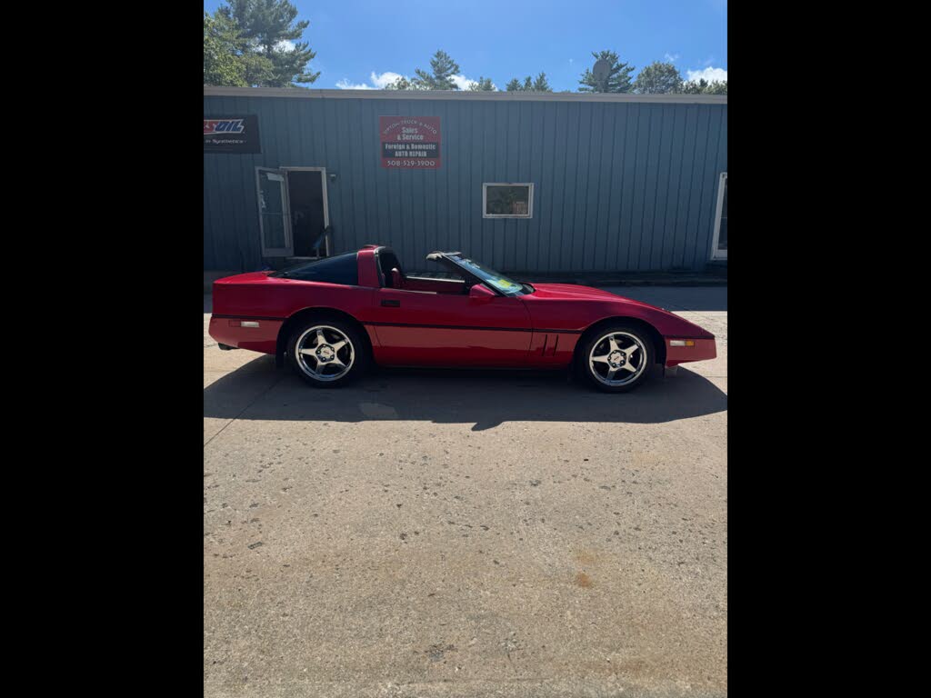 1987 Chevrolet Corvette Coupe RWD