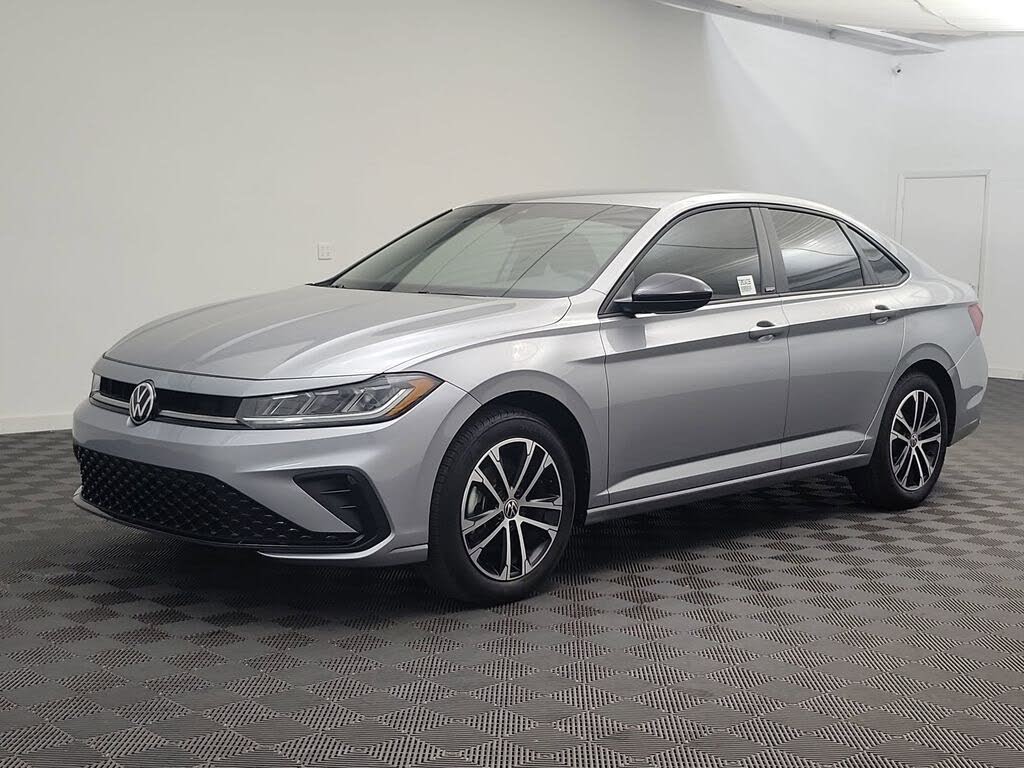 2025 Volkswagen Jetta Sport FWD