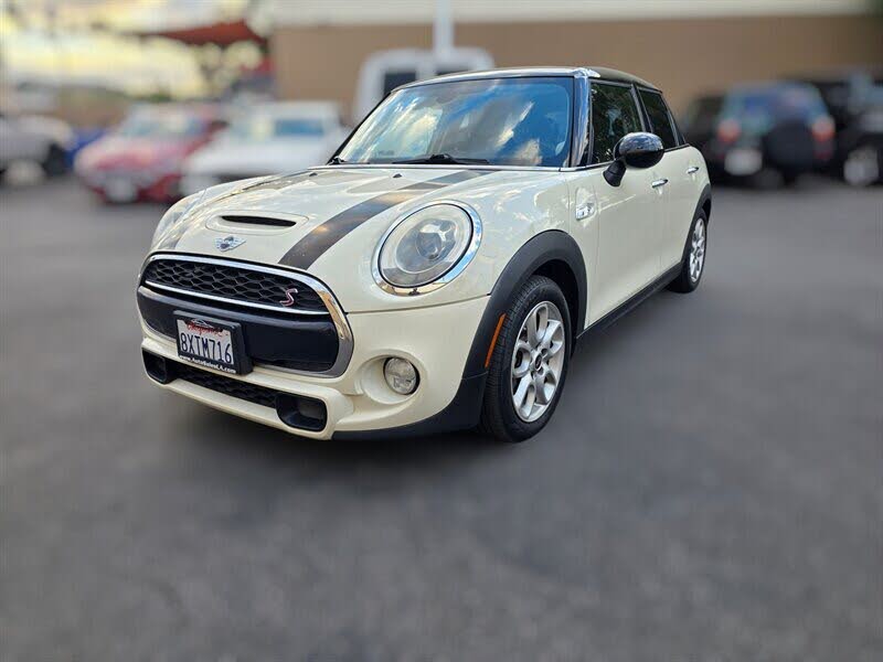 2015 MINI Cooper S 4-Door Hatchback FWD