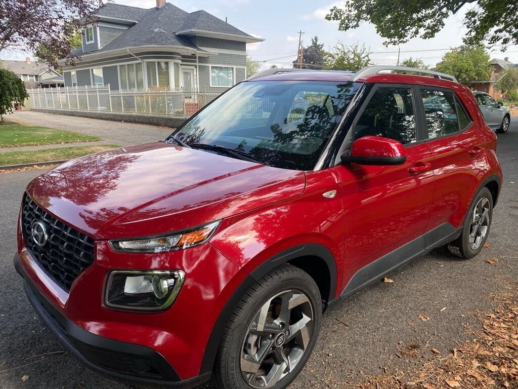 2022 Hyundai Venue SEL FWD