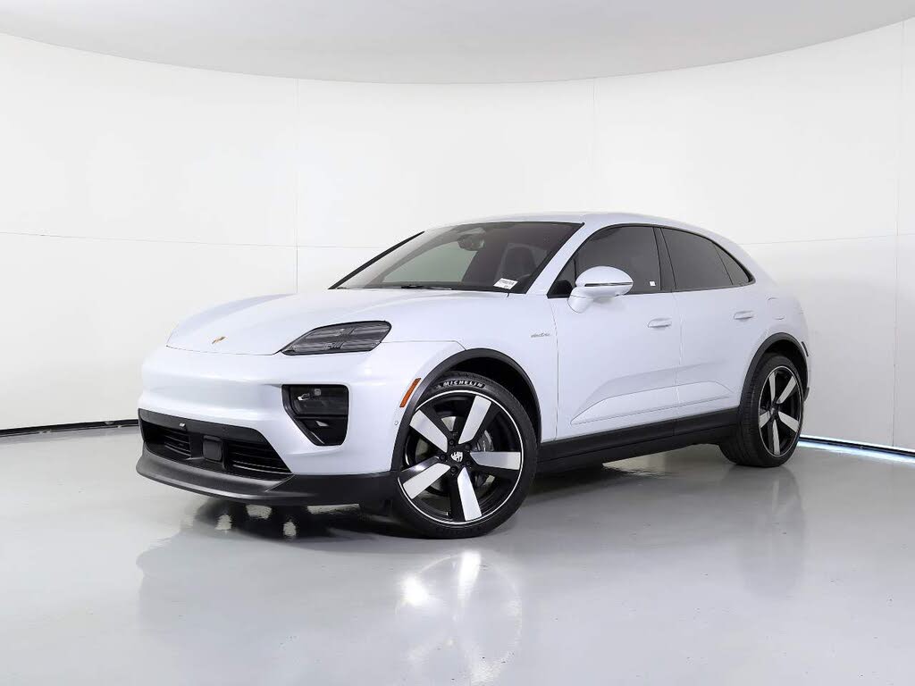 2024 Porsche Macan AWD