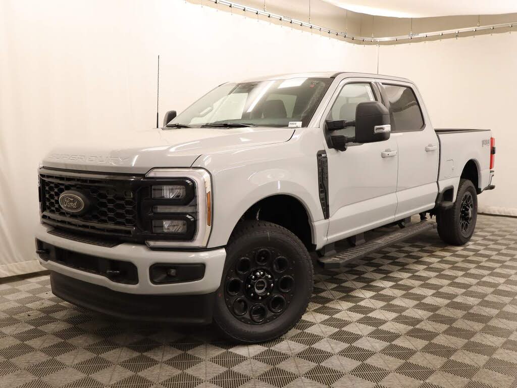 2026 Ford F-250 Super Duty XLT Crew Cab 4WD