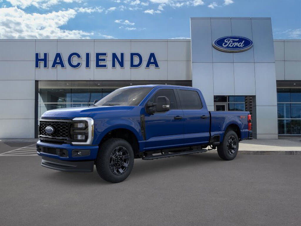 2026 Ford F-250 Super Duty XL Crew Cab 4WD