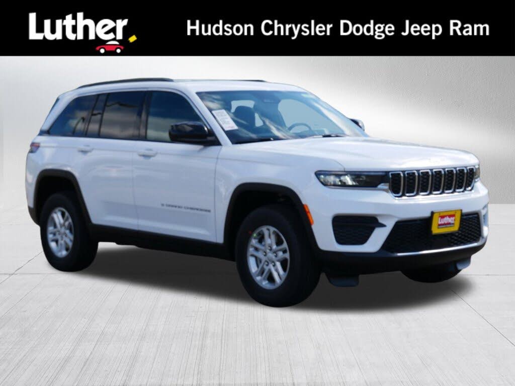 2025 Jeep Grand Cherokee Laredo 4WD