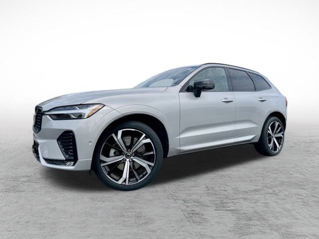 2022 Volvo XC60 B6 R-Design AWD