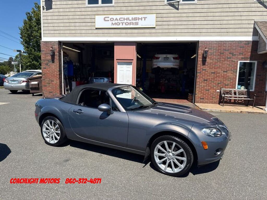 2006 Mazda MX-5 Miata Base