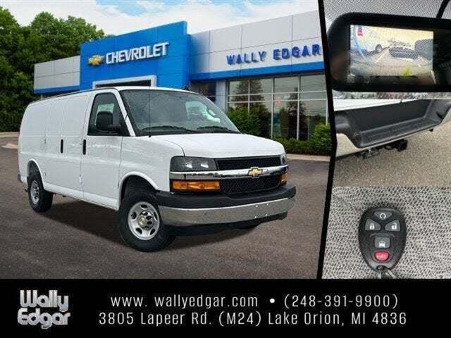 2025 Chevrolet Express Cargo 2500 RWD