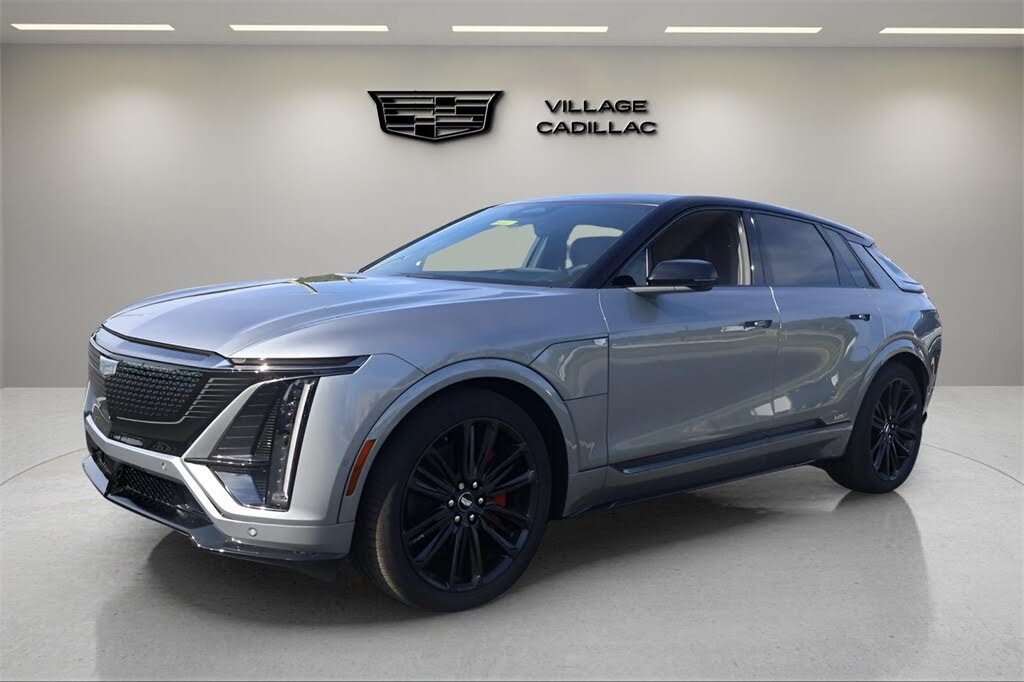 2026 Cadillac LYRIQ-V AWD