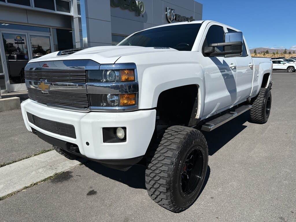 2018 Chevrolet Silverado 2500HD LT Crew Cab 4WD