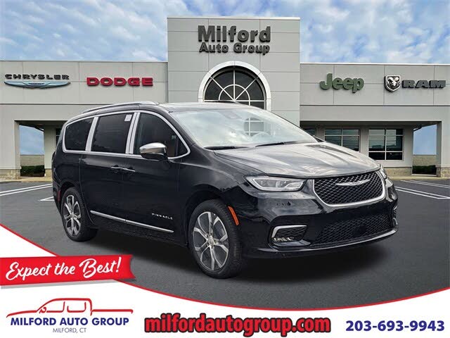 2026 Chrysler Pacifica Pinnacle AWD