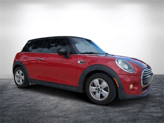2014 MINI Cooper Hatchback FWD