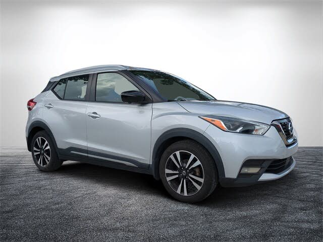 2020 Nissan Kicks SR FWD