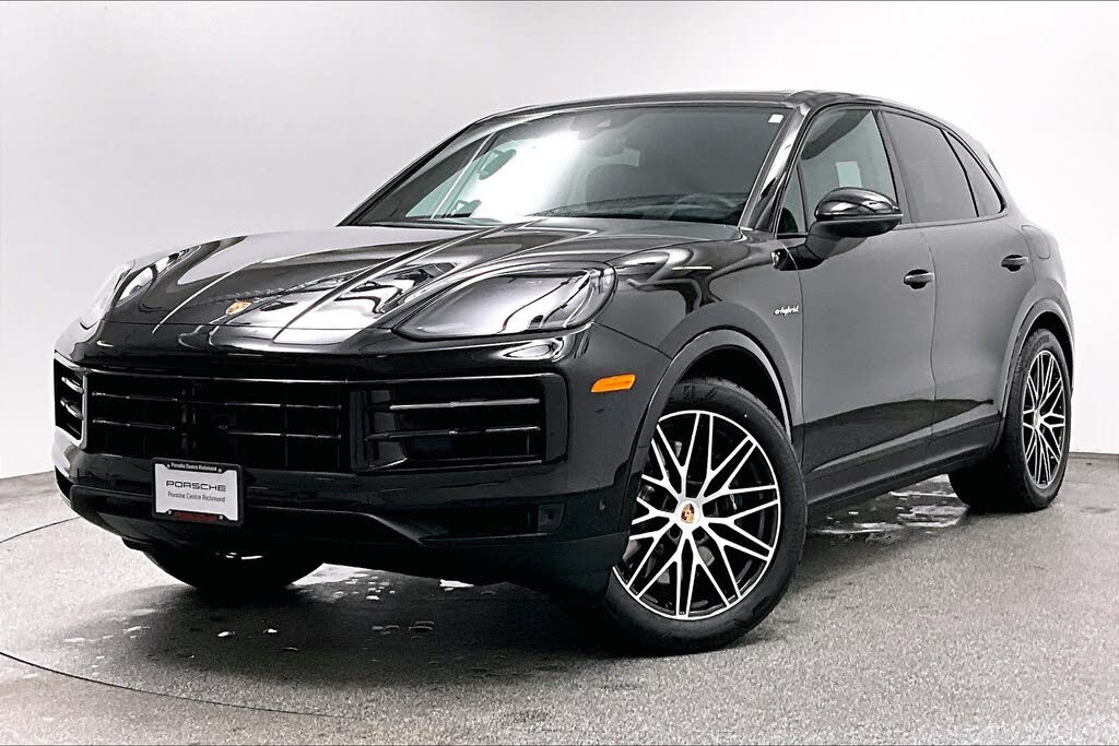 Porsche Cayenne AWD 2025