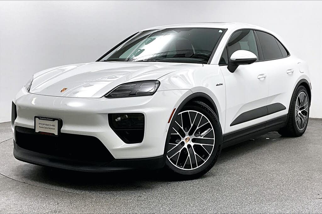 2025 Porsche Macan AWD