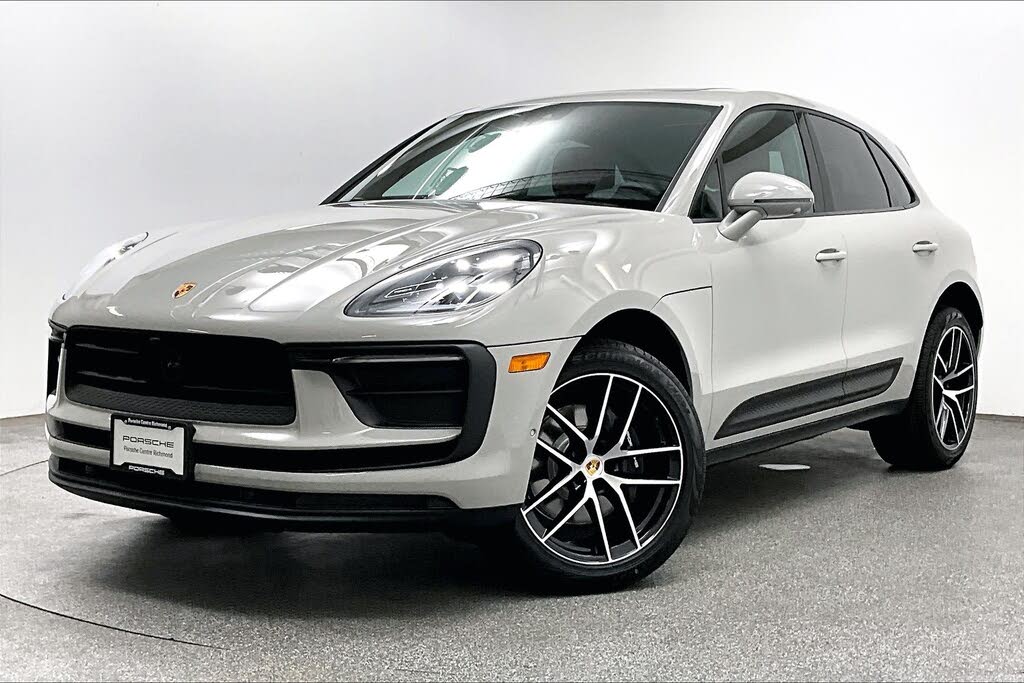 2026 Porsche Macan AWD