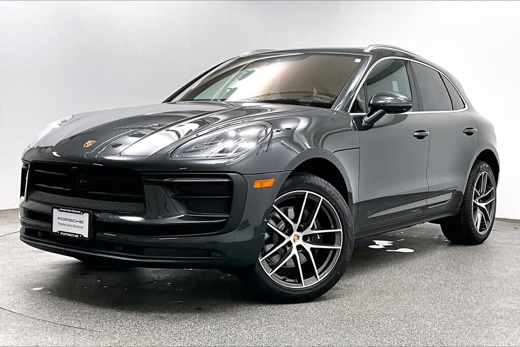 2026 Porsche Macan AWD