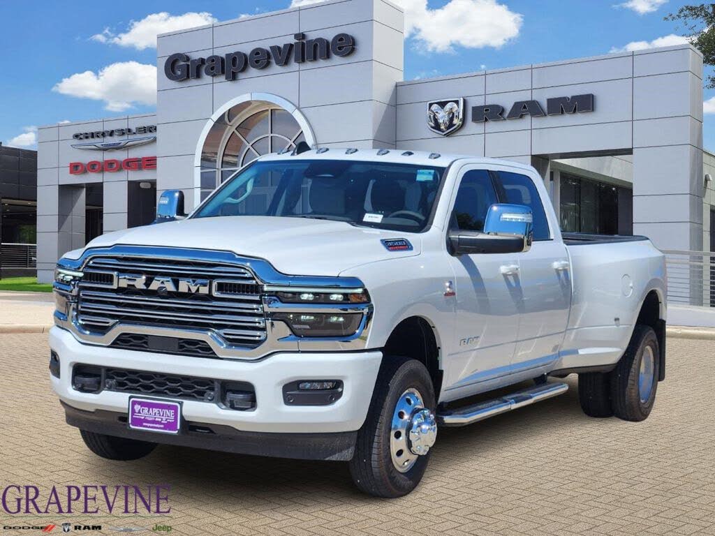 2026 RAM 3500 Laramie Crew Cab LB DRW 4WD