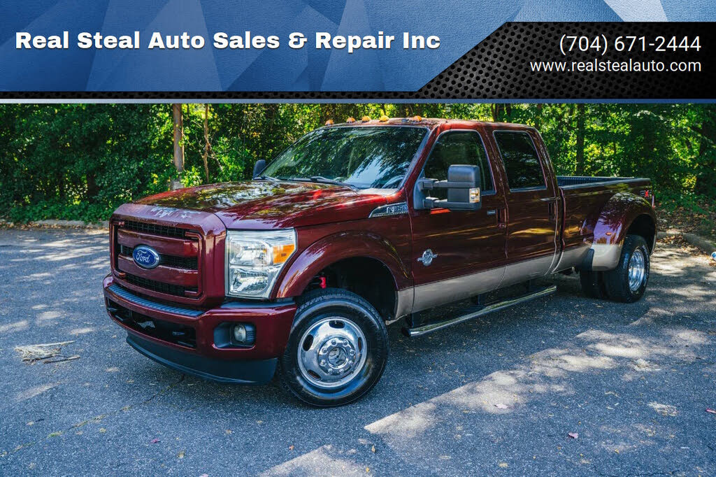 2011 Ford F-350 Super Duty Lariat Crew Cab LB DRW 4WD