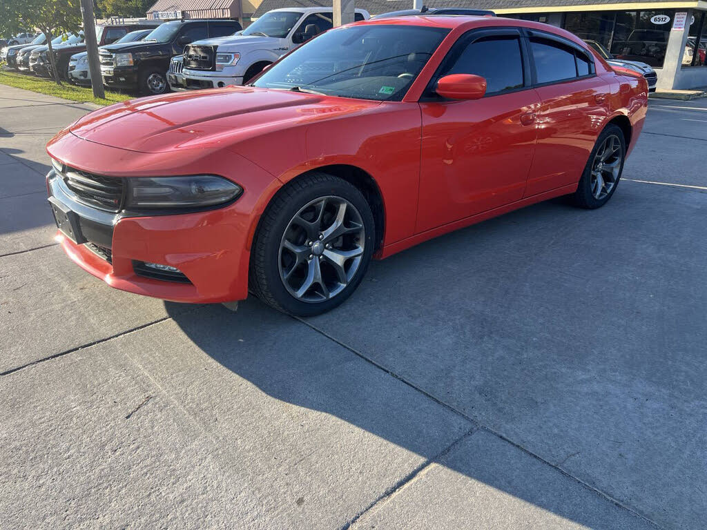 2016 Dodge Charger SXT RWD