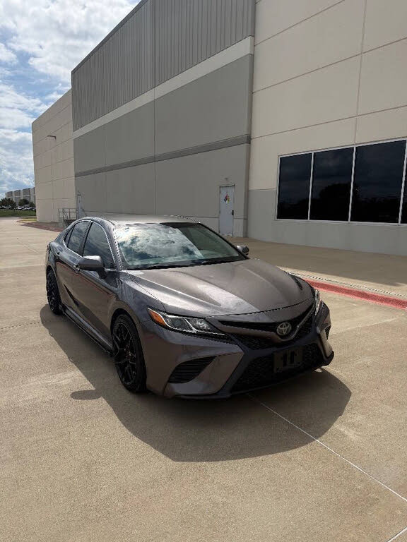 2018 Toyota Camry SE