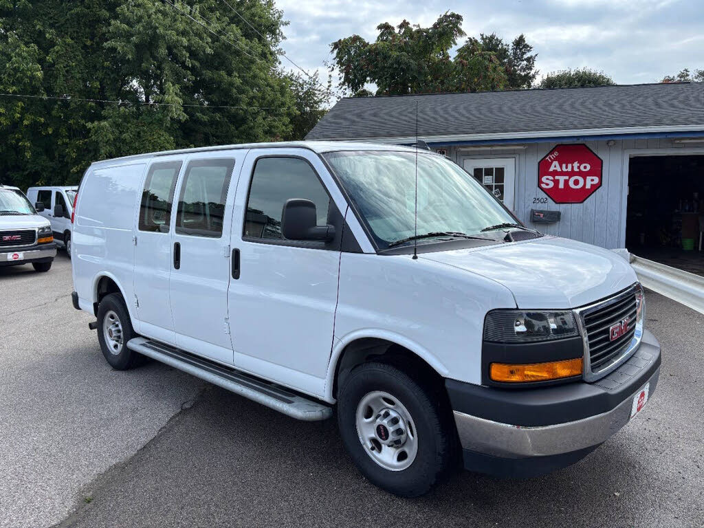 2023 GMC Savana Cargo 2500 RWD