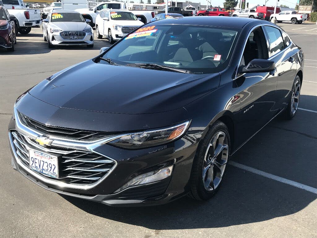 2023 Chevrolet Malibu LT with 1LT FWD