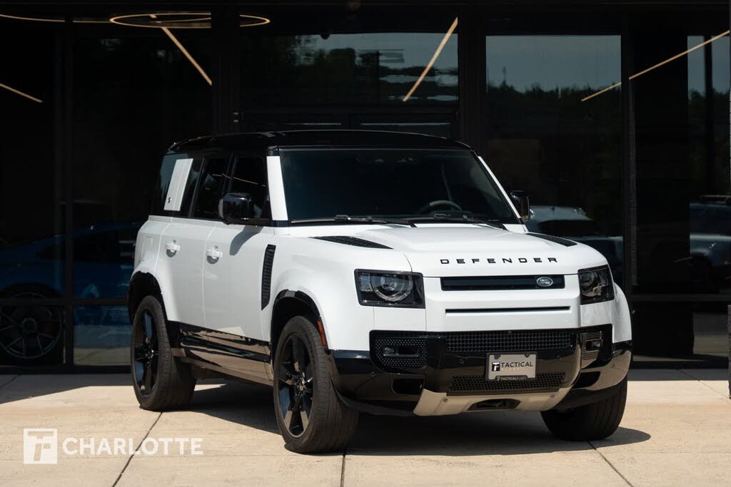 2023 Land Rover Defender 110 V8 AWD