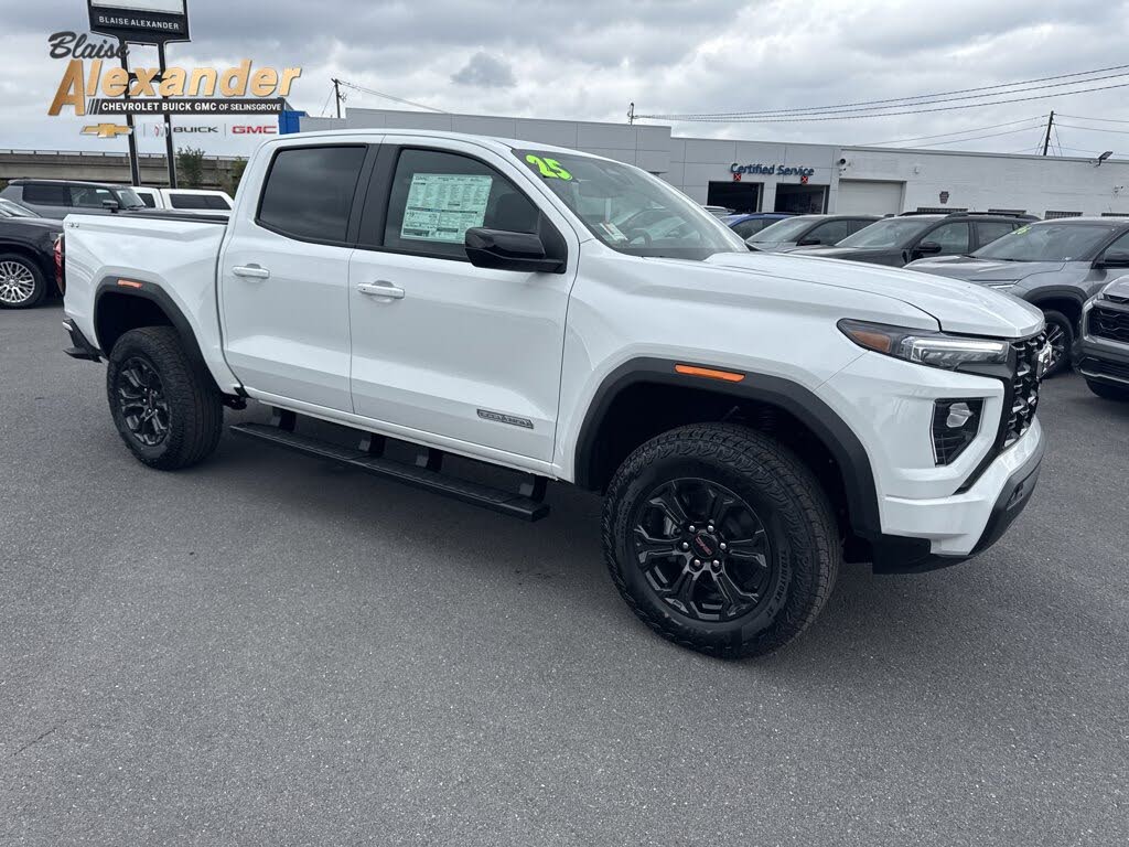 2025 GMC Canyon Elevation Crew Cab 4WD