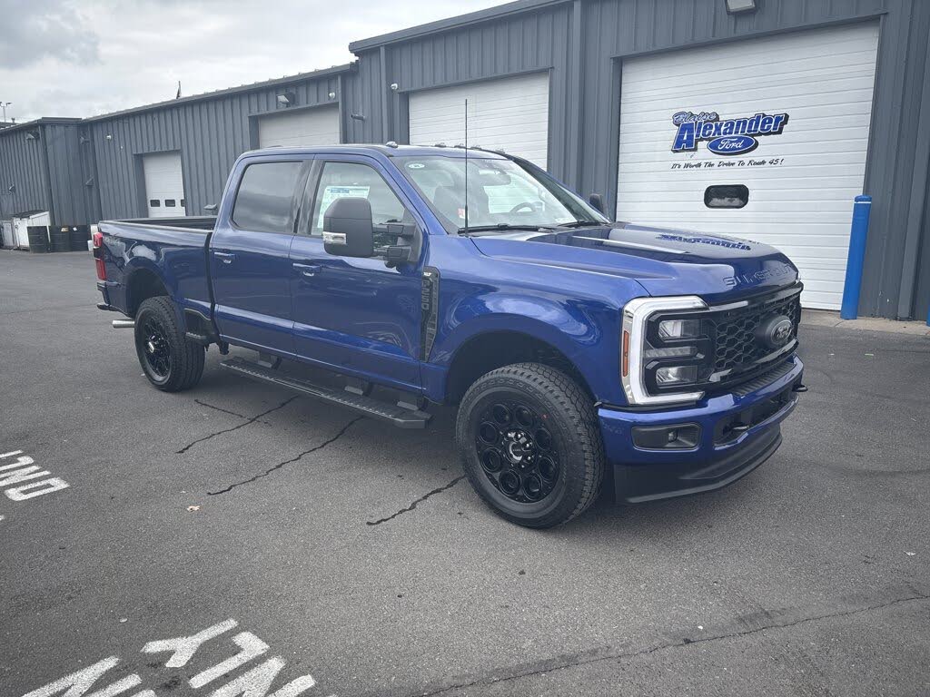 2026 Ford F-250 Super Duty XLT Crew Cab 4WD
