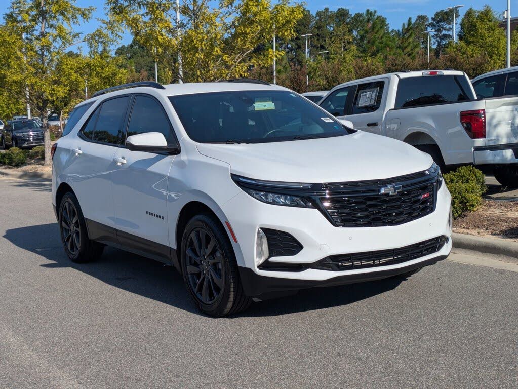 2024 Chevrolet Equinox RS with 1RS FWD