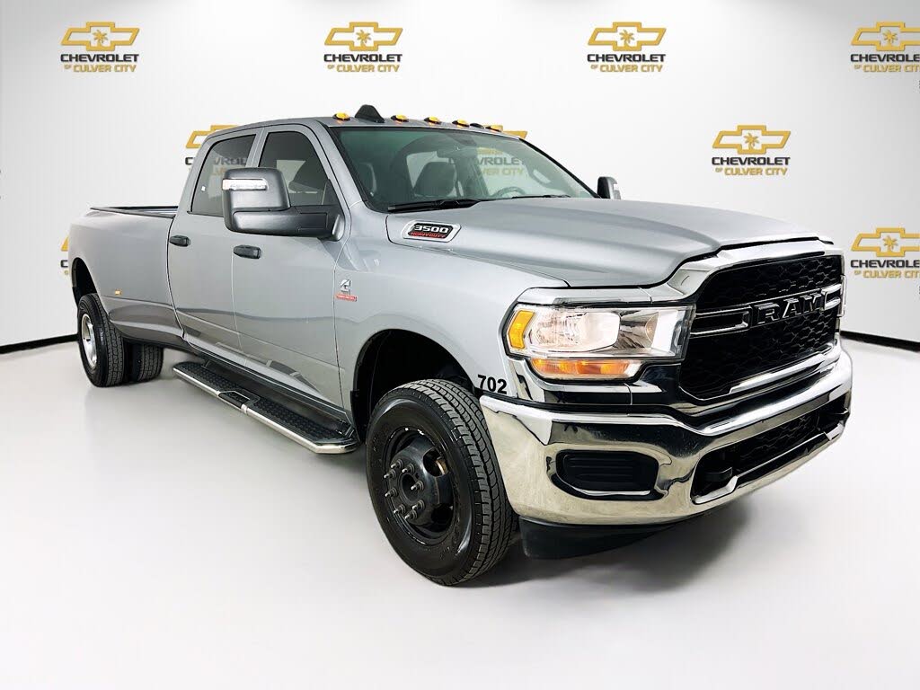 2024 RAM 3500 Tradesman Crew Cab LB DRW 4WD
