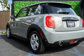 MINI Cooper 2-Door Hatchback FWD
