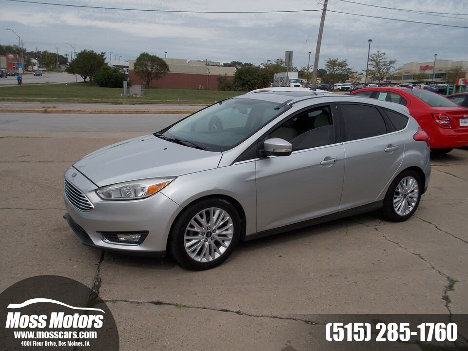 2017 Ford Focus Titanium Hatchback