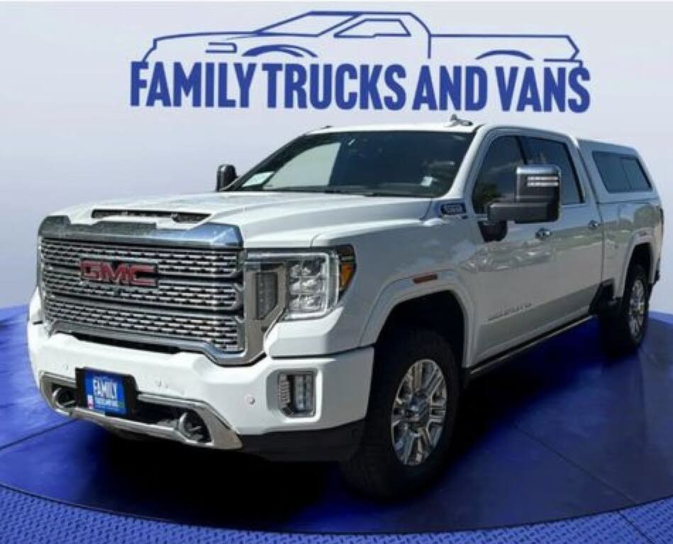 2022 GMC Sierra 2500HD Denali Crew Cab 4WD