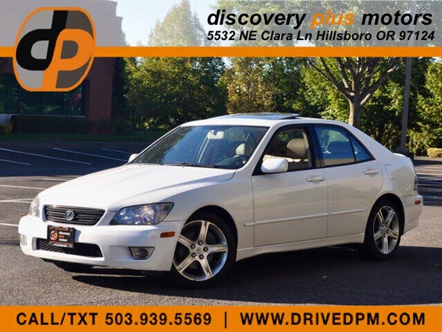 2005 Lexus IS 300 Sedan RWD