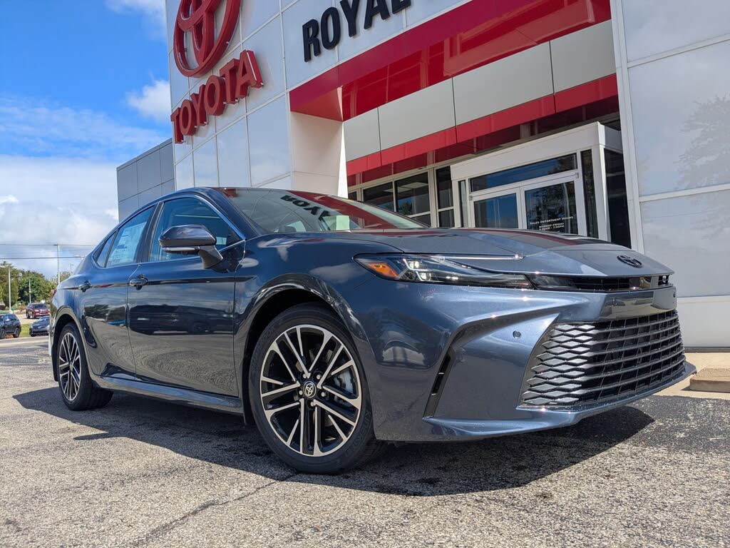 2026 Toyota Camry XLE FWD
