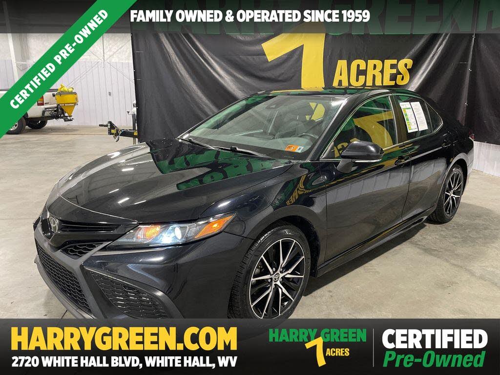 2022 Toyota Camry SE FWD