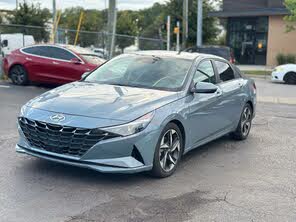 Hyundai Elantra SEL FWD