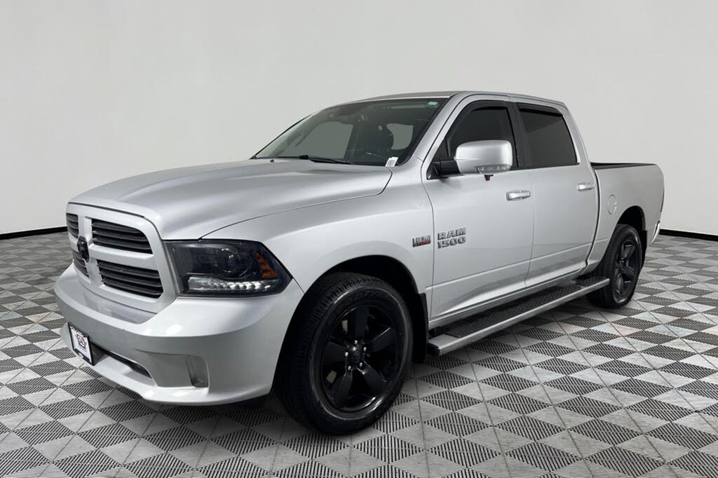 2015 RAM 1500 Sport Crew Cab 4WD