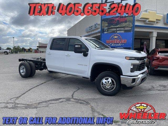 2026 Chevrolet Silverado 3500HD Chassis LT Crew Cab 4WD
