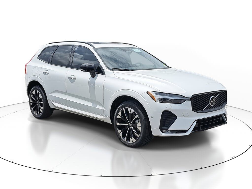 2026 Volvo XC60 B5 Plus AWD