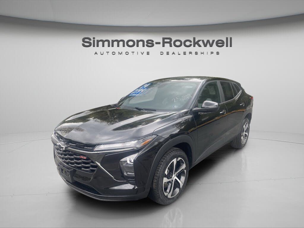 2024 Chevrolet Trax RS with 1RS FWD