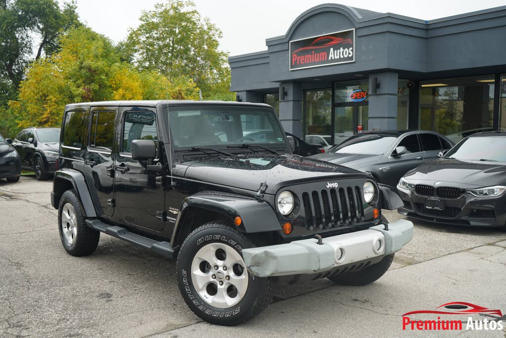 2013 Jeep Wrangler Unlimited Sahara 4WD