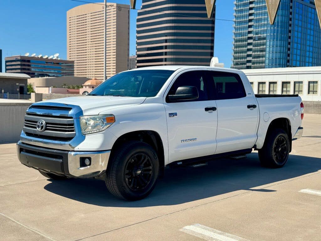 2014 Toyota Tundra SR5 CrewMax 5.7L FFV 4WD